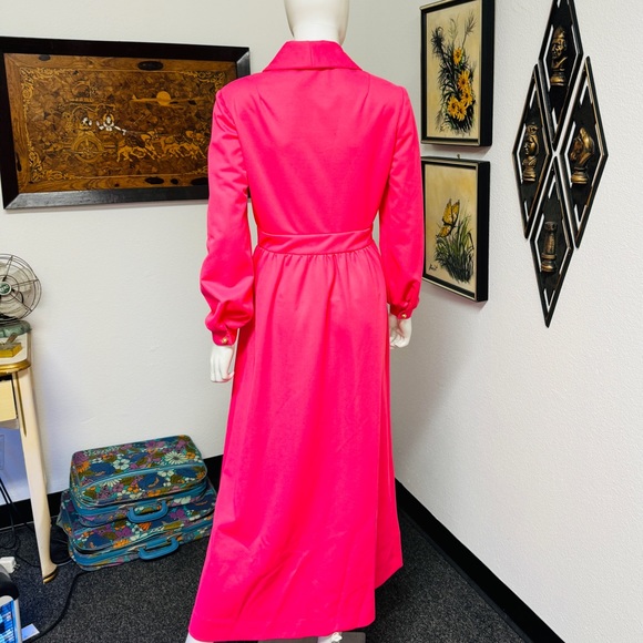 Pink Long Sleeve Polyester Gown - Picture 7 of 12